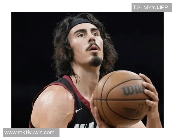 哈克斯高效表现12投10中砍下22分2篮板7助攻助球队获胜