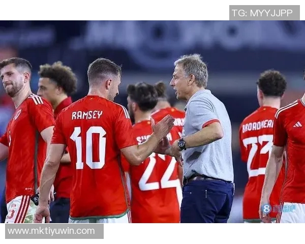 克林斯曼建议利物浦组织团建活动助力球队状态回暖 克林斯曼建议利物浦组织团建活动助力球队状态回暖