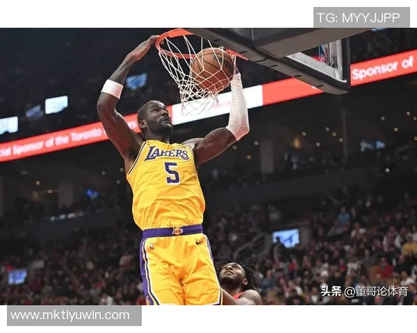 小里弗斯分析老詹在湖人角色转变为何需无球打法而非持球核心 小里弗斯分析老詹在湖人角色转变为何需无球打法而非持球核心